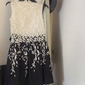 Popcorn black and white dress